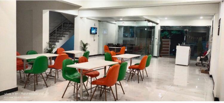 Hotel Bsh Group Noida Exteriör bild